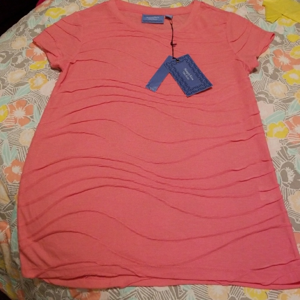 Simply Vera Vera Wang t shirt